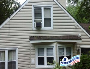 Power Washing Vinyl Siding